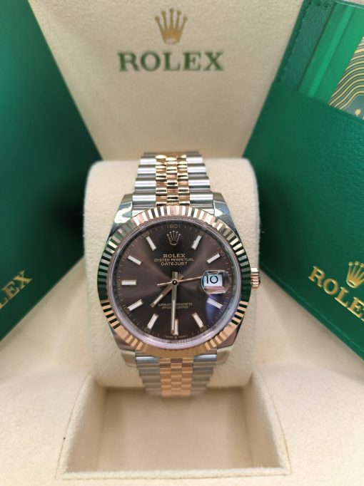 41mm ROLEX DATEJUST 126331-0002 Chocolate Dial Jubilee  - Image 2