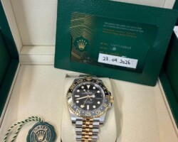GMT-MASTER II 126713GRNR-0001